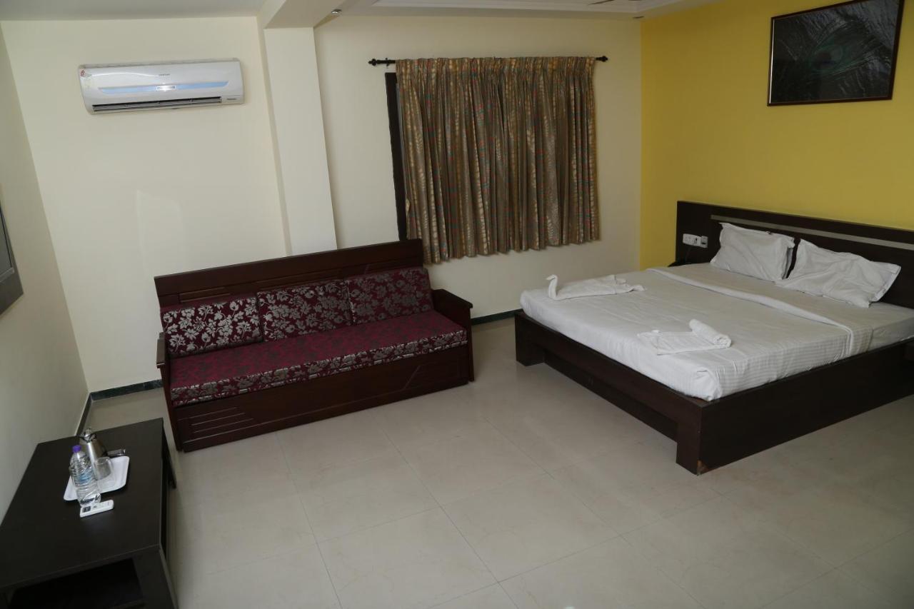 Landmaark Hotels Tiruppur Exterior photo